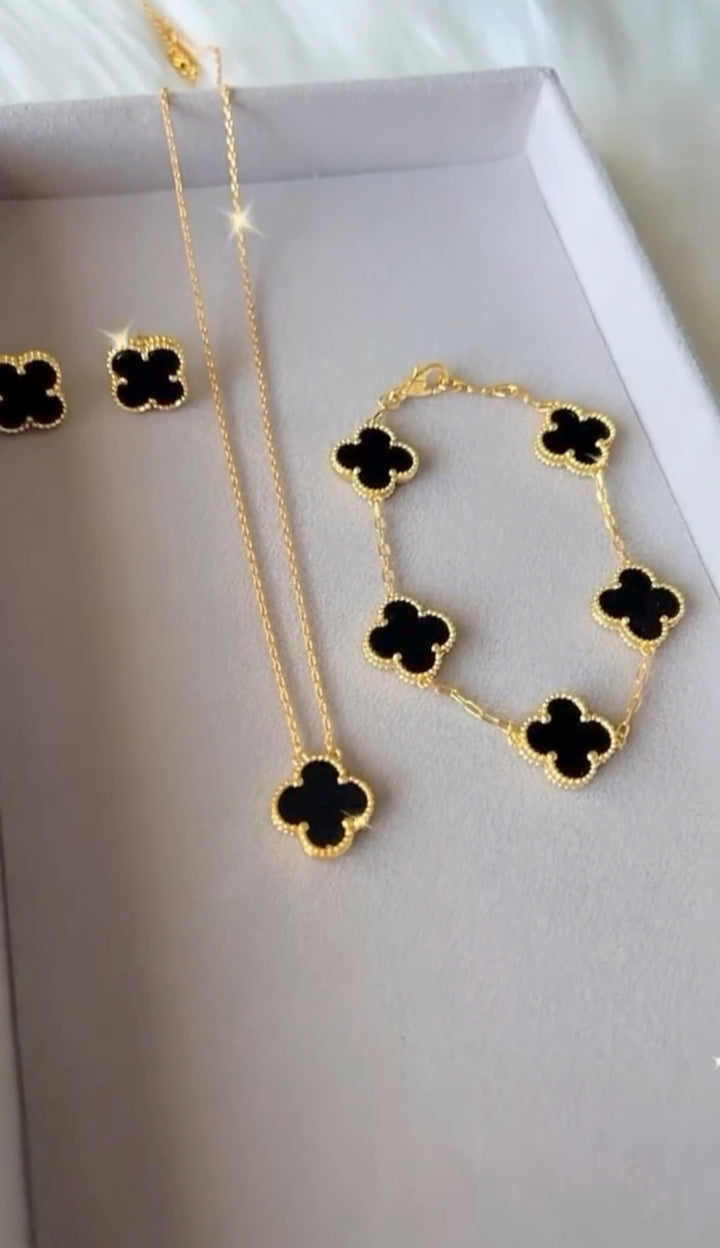 Necklace Bracelet & Earrings